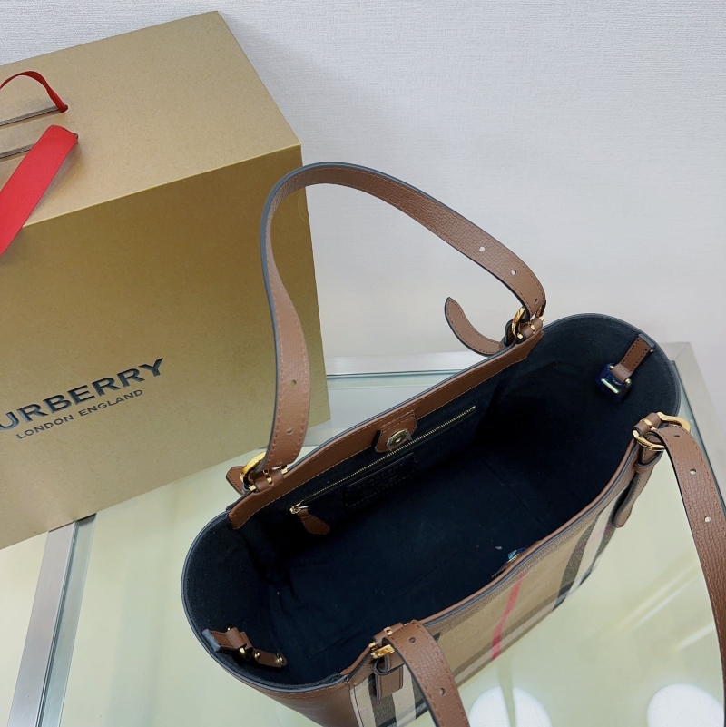 Bv*b*rry shopping bags